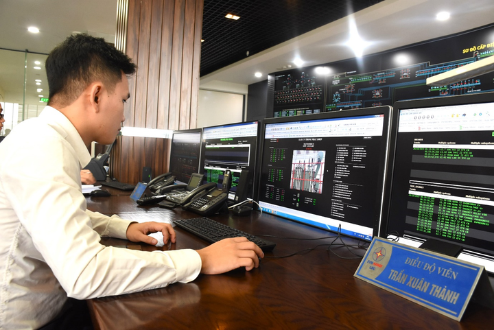 EVNHANOI ứng dụng công nghệ nhằm giảm thiểu sự cố, phục vụ khách hàng tốt hơn - 2