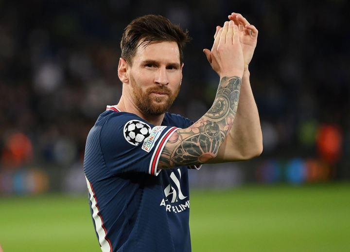 Lionel Messi có lặp lại vinh quang tại Dubai Globe Soccer Awards 2022? - 2