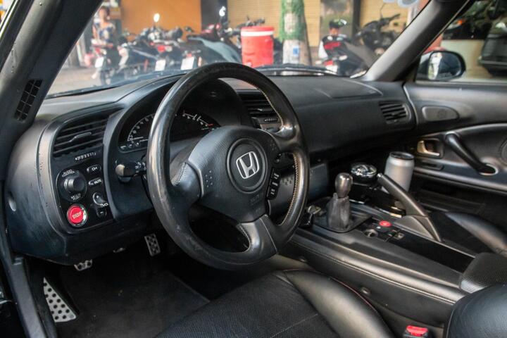 Cận cảnh Honda S2000 hàng hiếm tại TP.HCM - 8