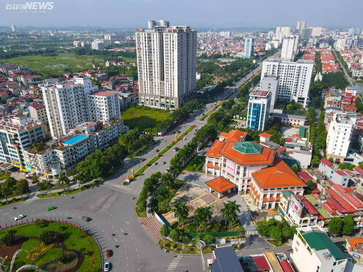 Cận cảnh trung tâm thương mại bỏ không trên khu 'đất vàng' ở TP Bắc Ninh - 11