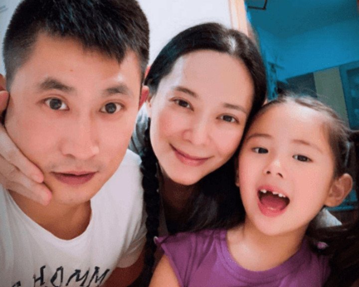 Nàng hậu bị tẩy chay vì làm ‘tiểu tam’, lấy chồng nghèo phải chật vật chạy show - 6