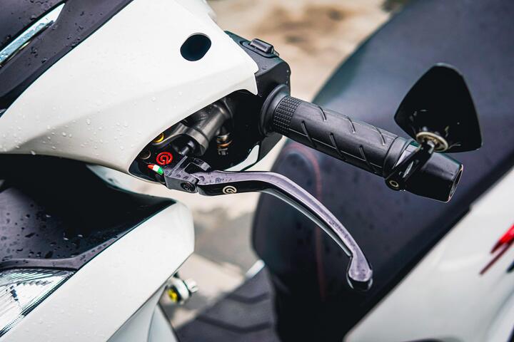 Honda SH 350i với gói độ hơn nửa tỷ đồng - 4