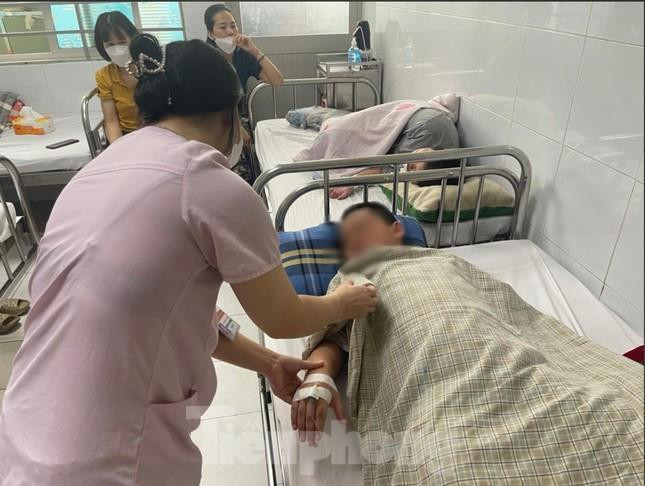 Ca bệnh Adenovirus, sốt xuất huyết tăng 'nóng' ở Bệnh viện Nhi Trung ương - 5