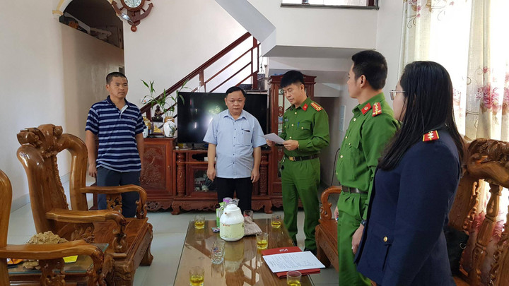 Khởi tố giám đốc trung tâm y tế ở Lạng Sơn liên quan gói thầu kit test COVID-19 - 1