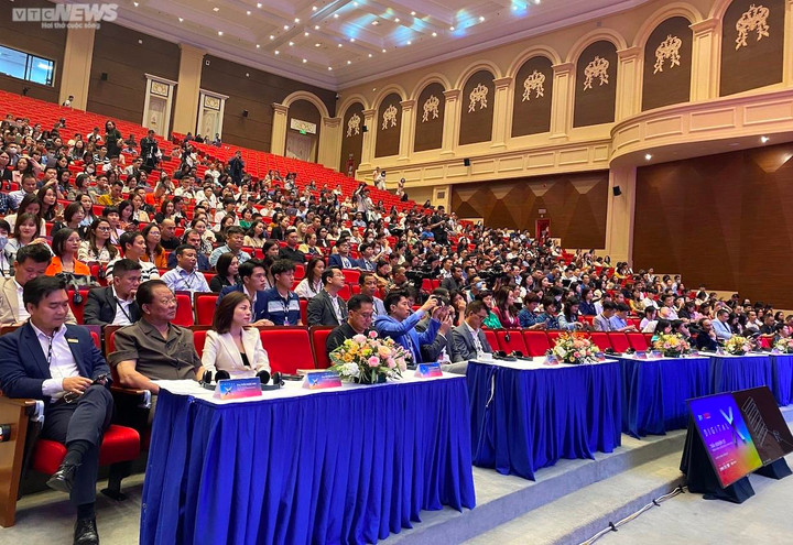 Khai mạc Đại hội Sales và Marketing toàn quốc VSMCamp - 2