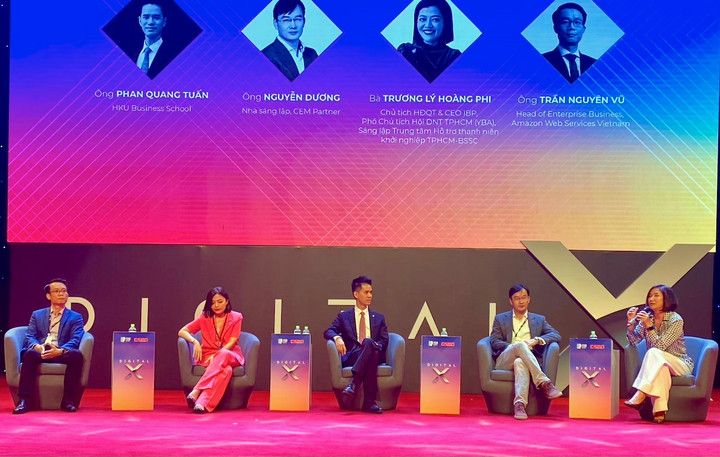 Chuyên gia phân tích trải nghiệm số trong chiến lược Sales & Marketing của DN - 1