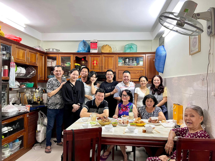 Sao Việt ngày 20/11: Đàm Vĩnh Hưng khoe ảnh gặp tài tử Ngô Ngạn Tổ - 6