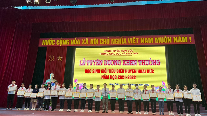 Hà Nội: Trường THCS Yên Sở 60 năm xây dựng và trưởng thành - 3