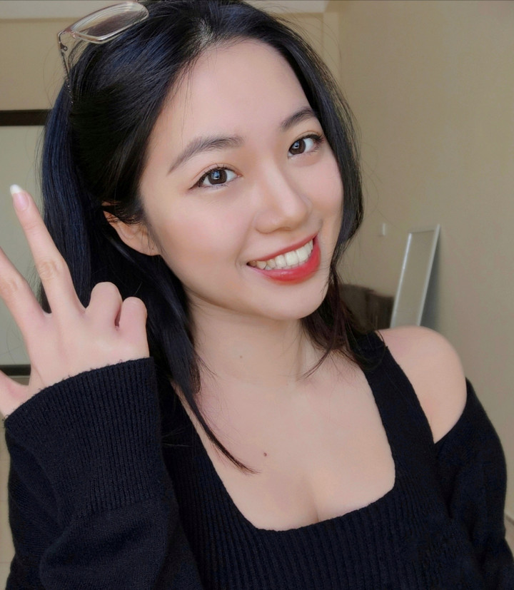 Dàn mỹ nữ Nóng cùng World Cup 2022 khoe sắc trong trang phục 32 đội tuyển - 60