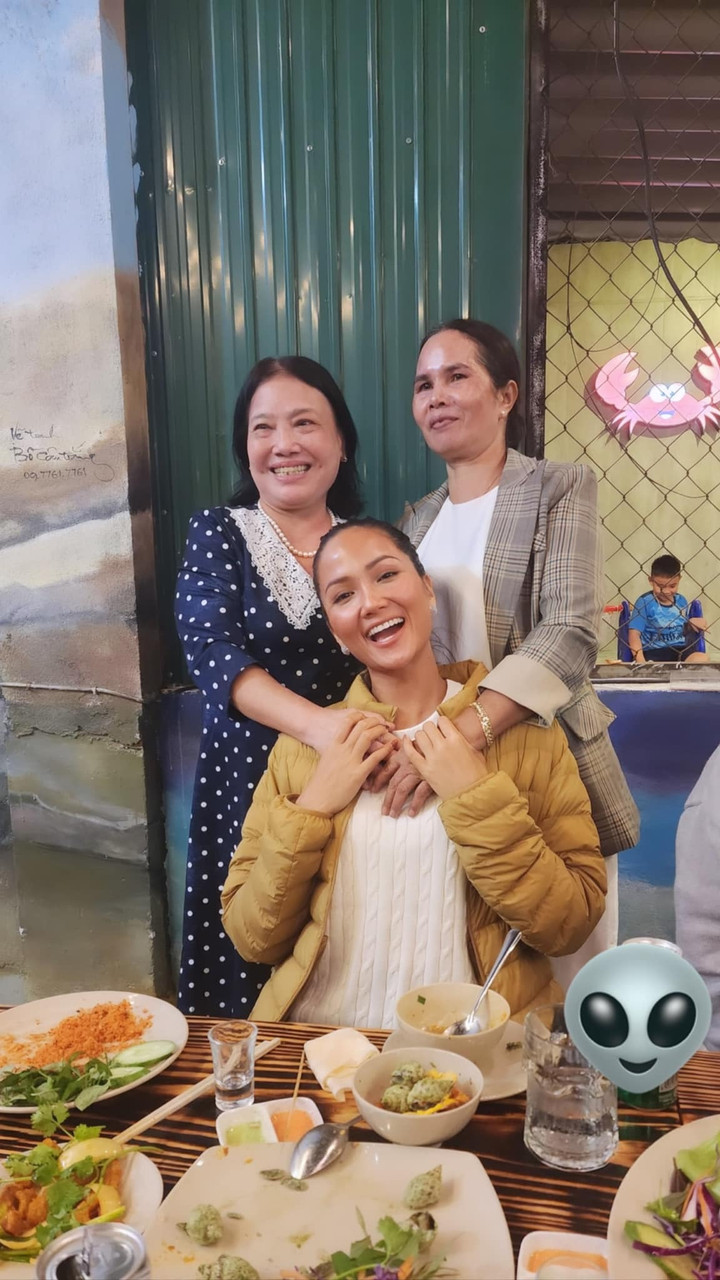 Sao Việt 21/11: Con gái 14 tuổi của Trương Ngọc Ánh ngày càng ra dáng mỹ nhân - 6