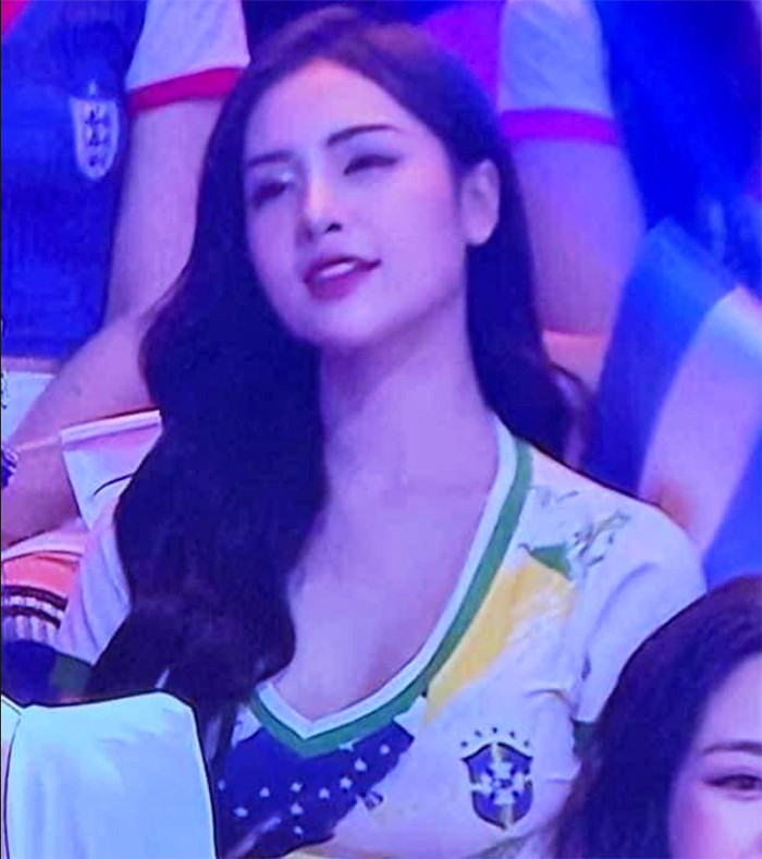 Mỹ nữ khoác áo Brazil gây sốt Nóng cùng World Cup 2022 - 2