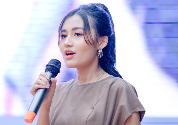 So nhan sắc người đẹp Nóng cùng World Cup 2022 cổ vũ Qatar vs Ecuador - 8