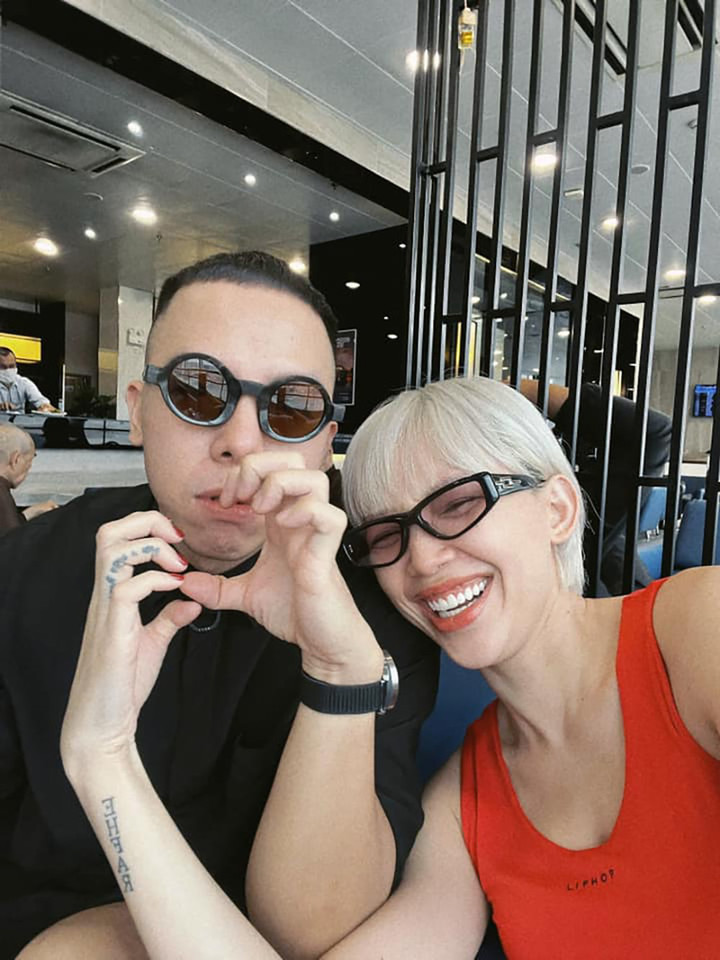 Sao Việt 22/11: Hoa hậu Hà Kiều Anh khoe mẹ ruột trẻ đẹp - 9