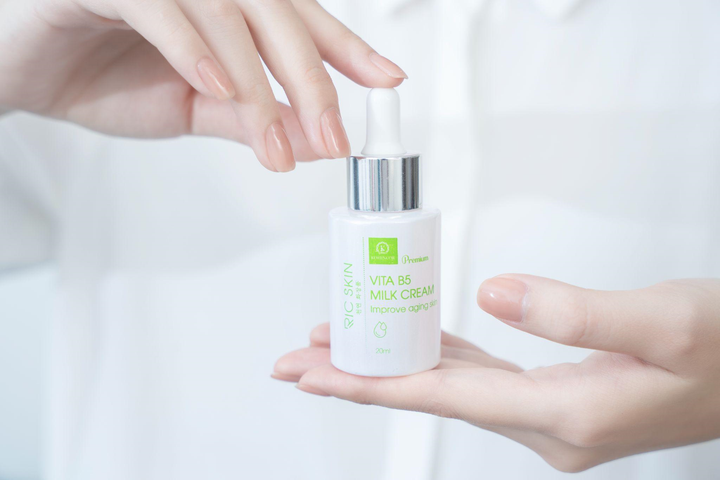 Tuyệt chiêu chăm sóc da cho nữ giới văn phòng luôn trẻ trung, rạng rỡ - 2