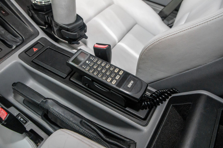 Cận cảnh BMW 850i E31 đời 1990 độc nhất Việt Nam - 12