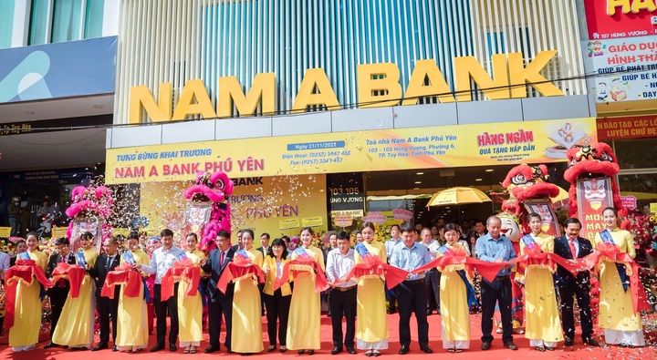 Nam A Bank 'phủ sóng' mạng lưới tại nhiều khu vực - 1