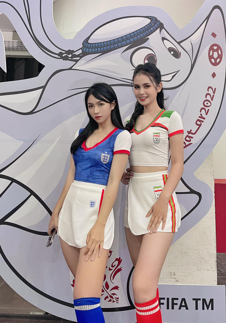 Hot girl Nóng cùng World Cup 2022 đọ sắc trước trận Anh vs Iran - 1