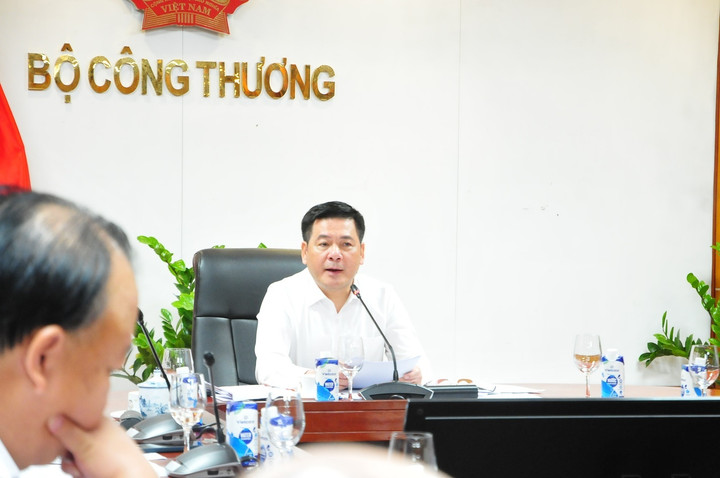 Bộ Công Thương đưa hai kịch bản đảm bảo nguồn cung xăng dầu cho năm 2023 - 2