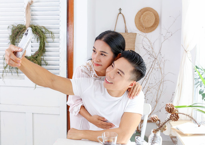 2 người vợ tài sắc của anh em 'hoàng tử xiếc' Quốc Cơ - Quốc Nghiệp - 5