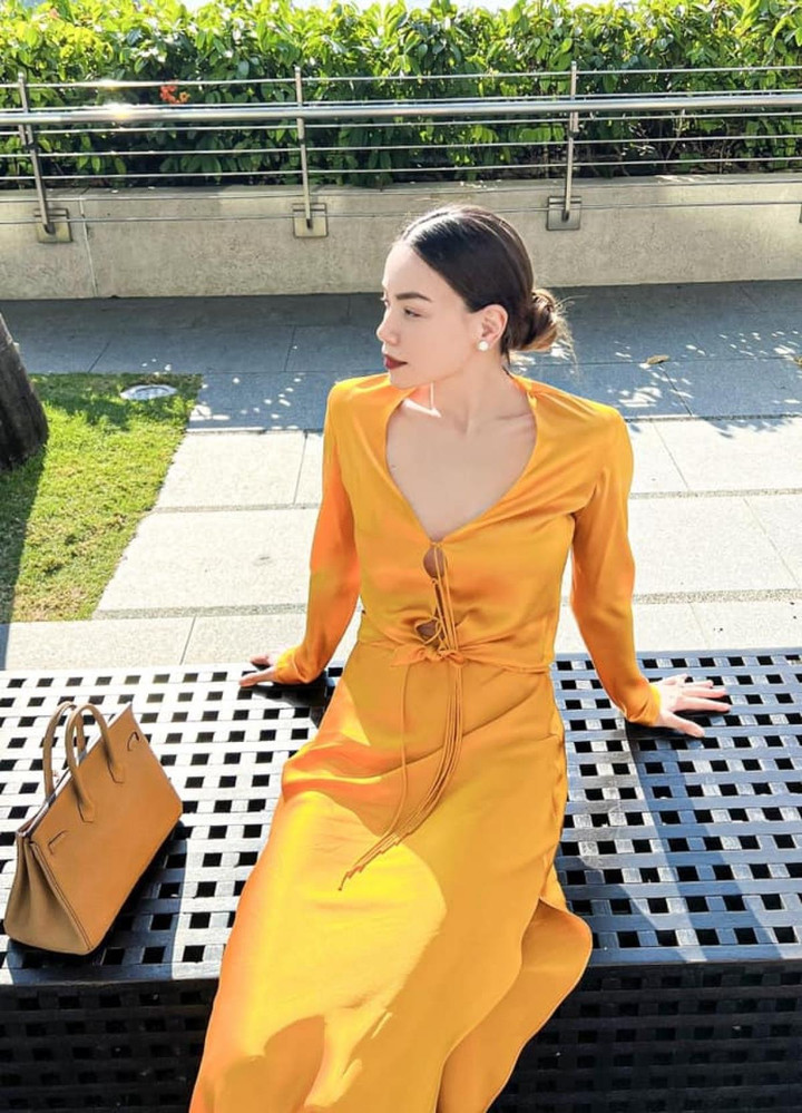 Nhan sắc và thần thái lộng lẫy của Hồ Ngọc Hà khi xuống phố - 8