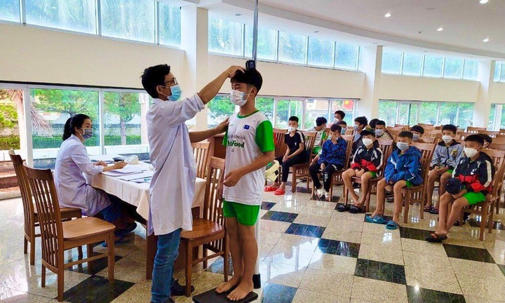 Học viện Bóng đá Nutifood JMG chuyển giao 17 cầu thủ cho CLB Bóng đá TP.HCM - 3