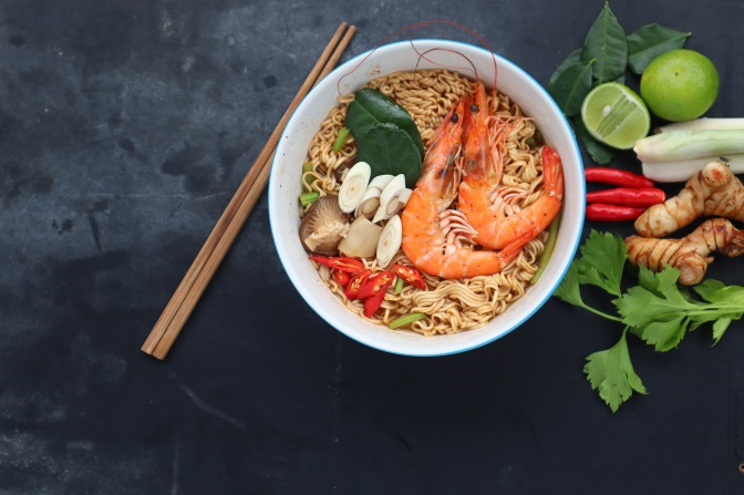 Giống bún, cơm, phở, mì ăn liền là thực phẩm cơ bản cung cấp chất bột đường - 2