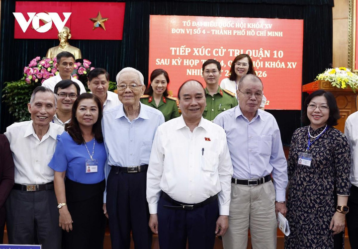 Chủ tịch nước chia sẻ với khó khăn của cán bộ công chức, viên chức xã, phường - 5