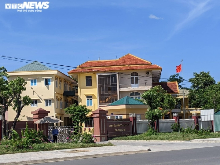 Giám đốc CDC Quảng Trị bị đề nghị kỷ luật vì để cấp dưới trộm kit test COVID-19 - 1