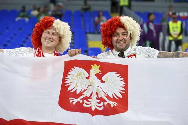Trực tiếp bóng đá Mexico 0-0 Ba Lan: Lewandowski đá hỏng phạt đền - 6