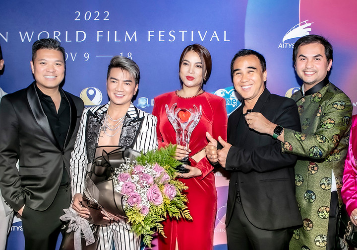 Diễn viên Đức Tiến mở công ty riêng sau 10 năm qua Mỹ định cư - 1