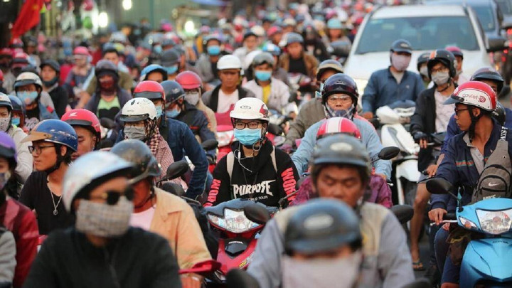 Hà Nội thí điểm phân luồng nút giao thông Mễ Trì - Lê Quang Đạo - Châu Văn Liêm - 1