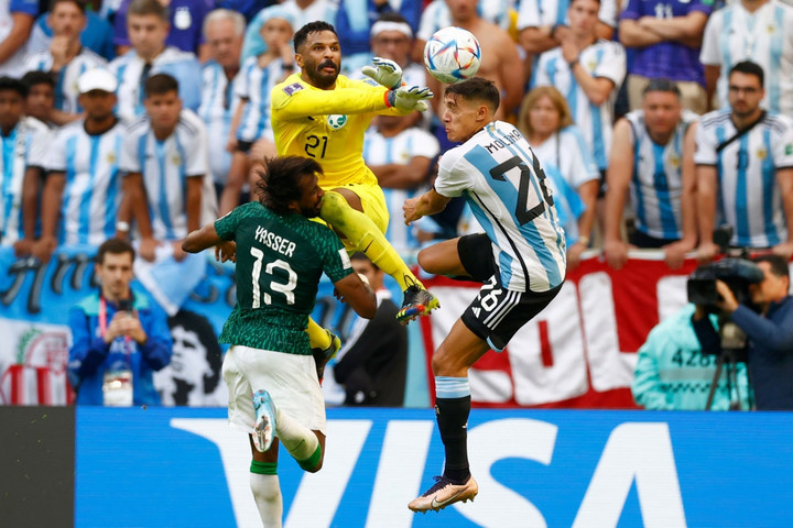 Cầu thủ Ả Rập Xê Út vỡ quai hàm, Thái tử đưa sang Đức phẫu thuật - 2