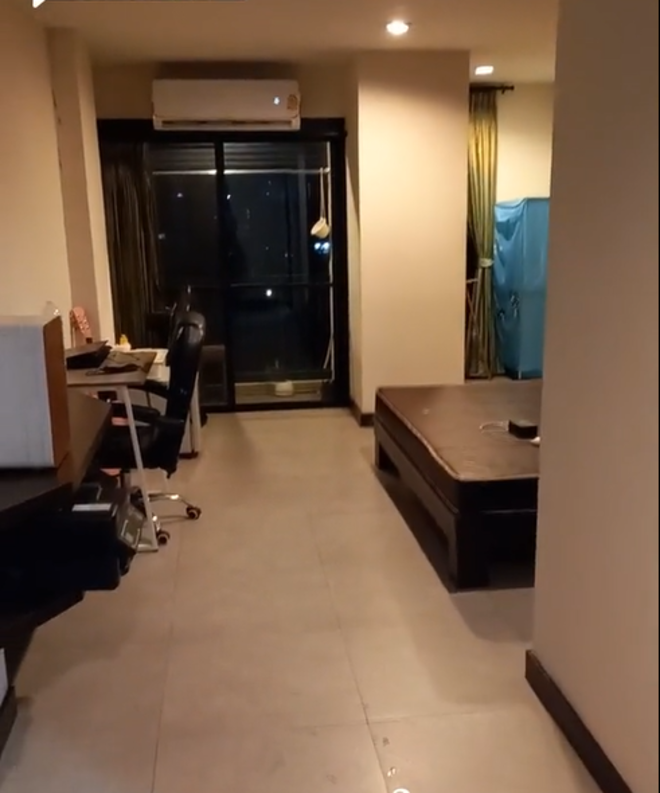 Chàng trai sốc khi được bạn nữ mời vào phòng chơi, quyết định làm ngay một việc - 5