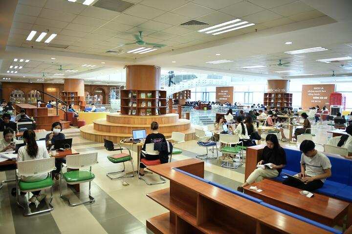 Bên trong thư viện điện tử trị giá 11 triệu USD hiện đại nhất Việt Nam - 3