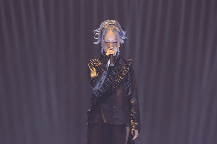 Grey D biểu diễn trên sân khấu 4D đầu tiên tại Việt Nam - 4