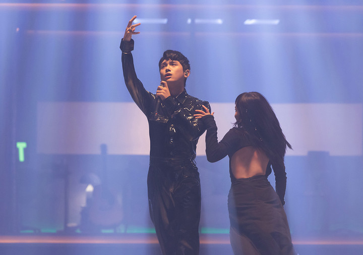 Grey D biểu diễn trên sân khấu 4D đầu tiên tại Việt Nam - 3