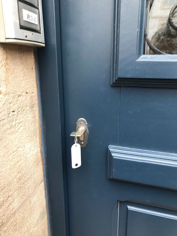 Tình cảnh gây choáng mà dân tình mắc phải khi chọn nhầm bạn cùng phòng - 10