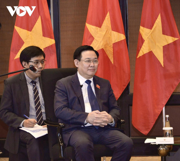 Chủ tịch Quốc hội Vương Đình Huệ hội đàm với Chủ tịch Thượng viện Philippines - 2