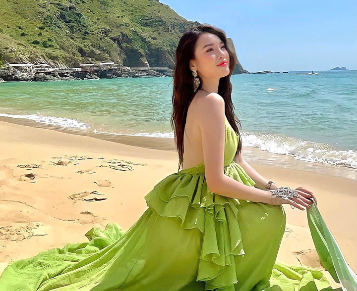 Người đẹp Nóng cùng World Cup dự đoán Thụy Sĩ thắng Cameroon - 6