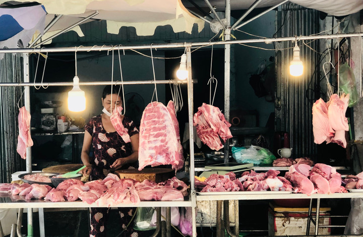 Giá heo hơi hôm nay 25/11: Tăng nhiều nhất 3.000 đồng/kg ở vài địa phương - 2