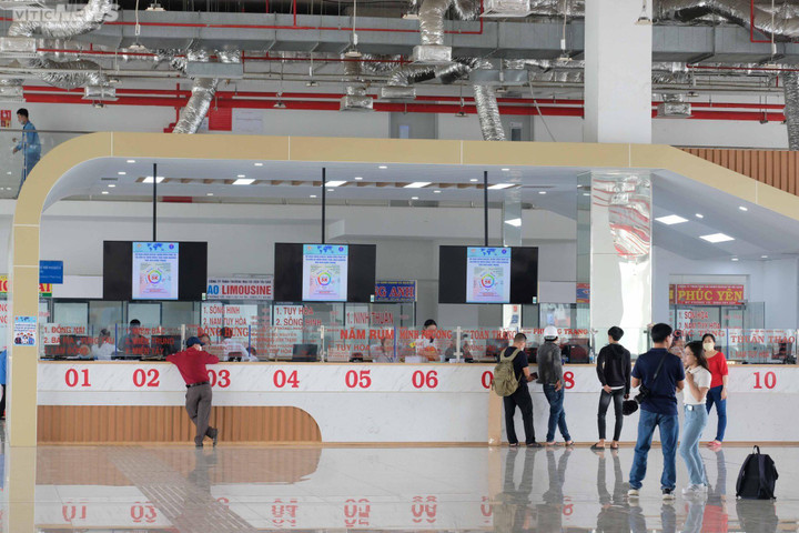 TP.HCM sắp có xe trung chuyển hành khách miễn phí về Bến xe Miền Đông mới - 1