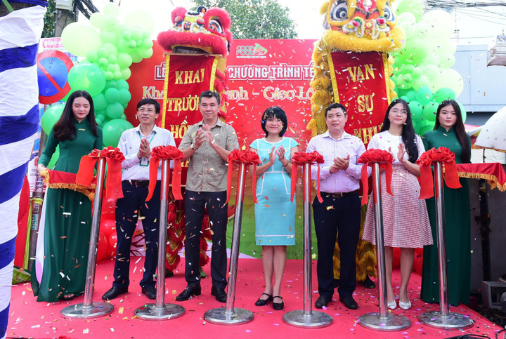 Co.op Food khởi động mùa kinh doanh Tết 2023, giảm giá hàng trăm mặt hàng - 1