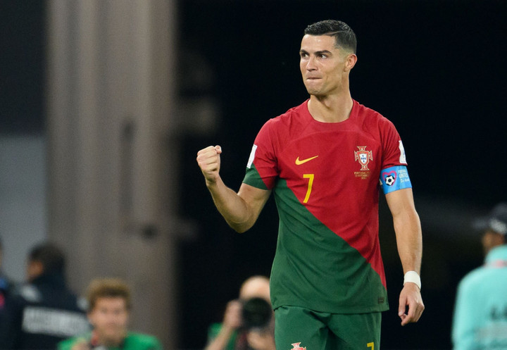 Ronaldo: Tự hào lập kỷ lục ghi bàn ở 5 kỳ World Cup - 1
