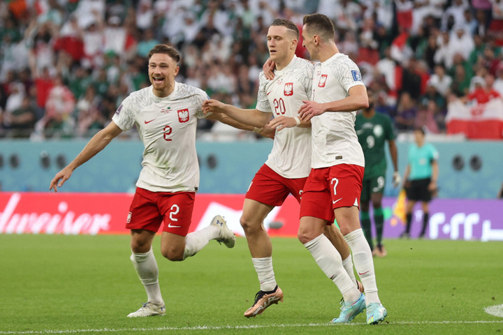 Trực tiếp bóng đá Ba Lan 2-0 Ả Rập Xê Út: Lewandowski lập công - 6