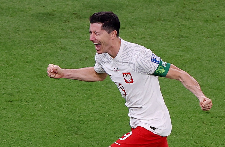 Trực tiếp bóng đá Ba Lan 2-0 Ả Rập Xê Út: Lewandowski lập công - 1