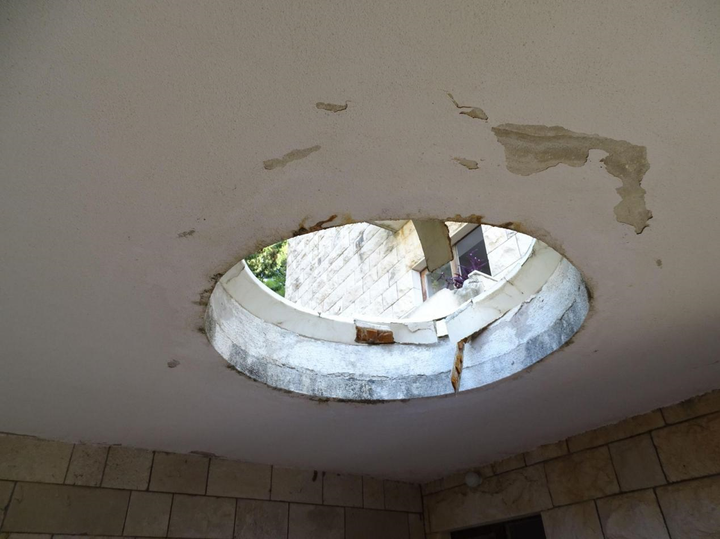 Bí quyết mang cả thiên nhiên vào nhà với giếng trời không mái che - 3