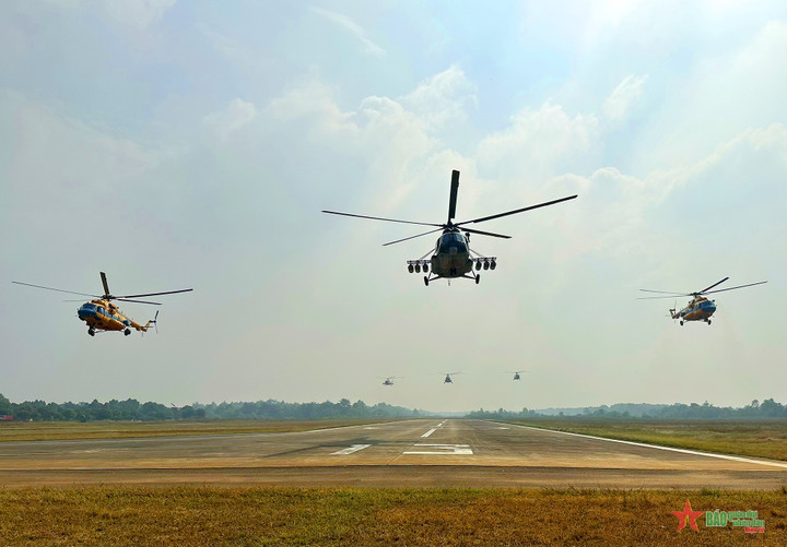 Những 'sứ giả bầu trời' sẵn sàng trước ngày hội - 9