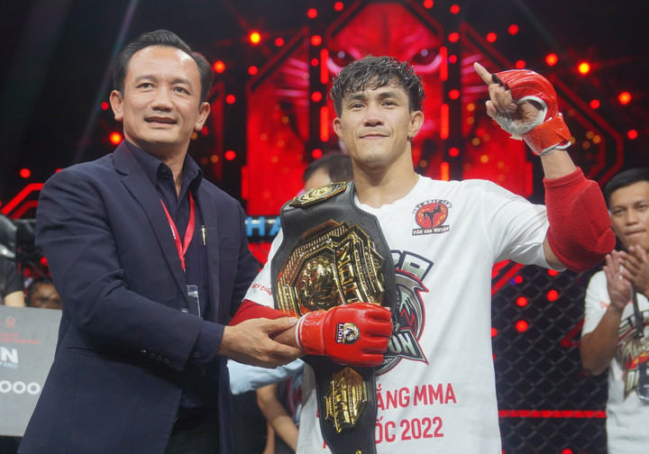 'Độc cô cầu bại' Nguyễn Trần Duy Nhất vô địch LION Championship - 1