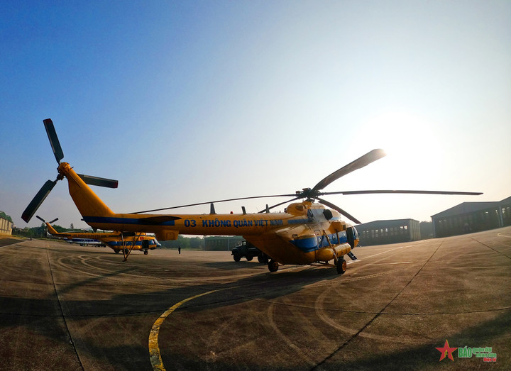 Những 'sứ giả bầu trời' sẵn sàng trước ngày hội - 7