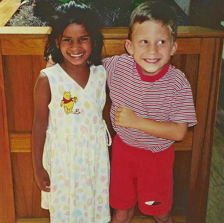 Giữ lời hứa năm xưa, chàng trai cưới bạn học mầm non sau nhiều năm xa cách - 3